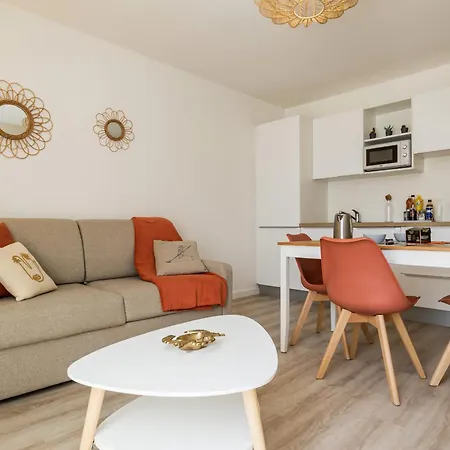 Daire Renove En 2022, A 200m Du Port Et De La Plage, - Fr-1-306-1247